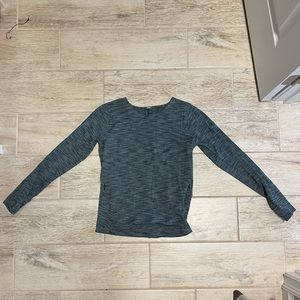 Lululemon green long sleep with zippers